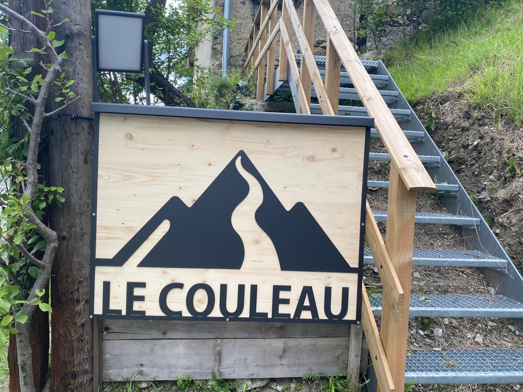 לינה וארוחת בוקר Chateauroux-les-Alpes Le Couleau מראה חיצוני תמונה